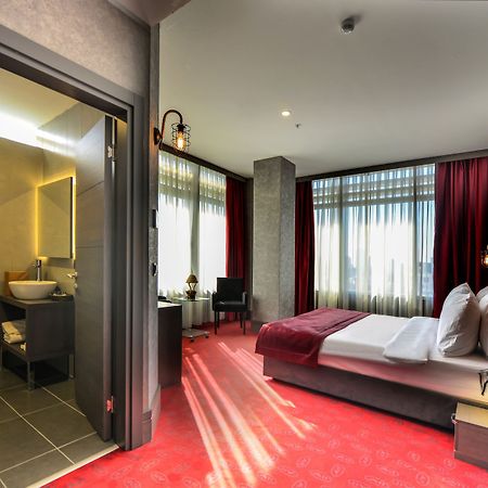 A11 Hotel Atasehir Istanbul Bagian luar foto