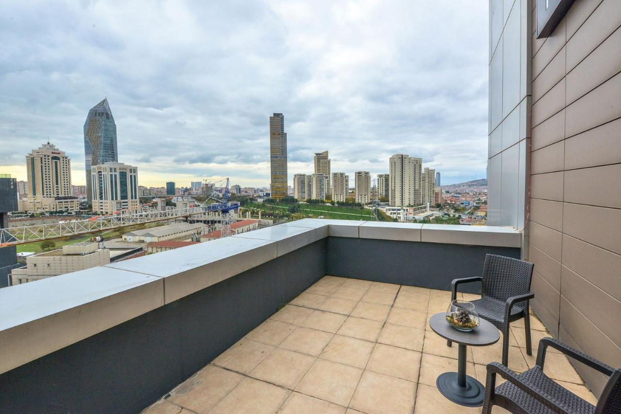 A11 Hotel Atasehir Istanbul Bagian luar foto